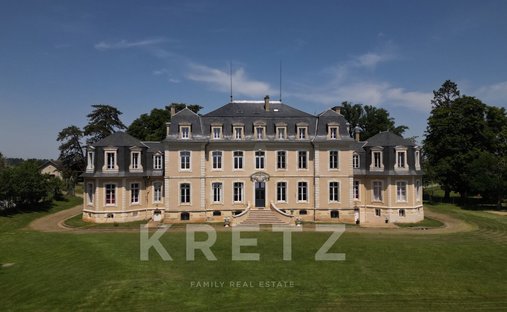 Castillo en Cité Bretonnie-Chatelet-Favieres-Conches, Montluçon, Francia 1