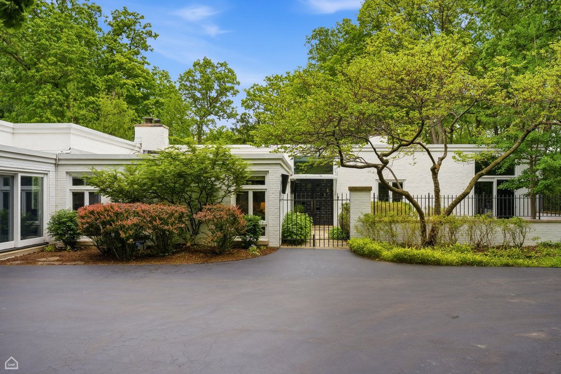 House in Northbrook, Illinois, United States 2 - 18065473