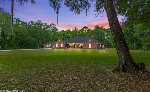 House in Elkton, Florida, United States 1