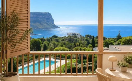 Apartment in Peripherie, Cassis, France 1