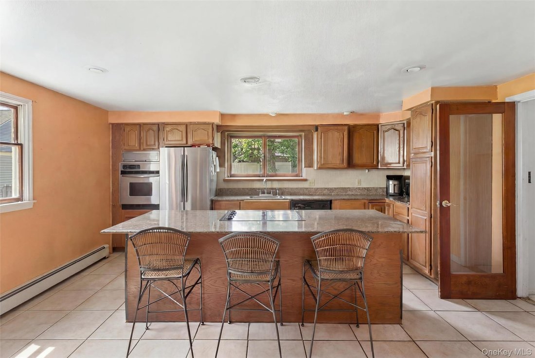 House in West Hempstead, New York, United States 3 - 18063748