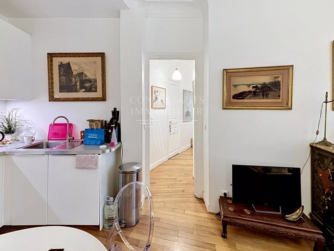 Apartment in Pereire-Malesherbes, Paris 17e Arrondissement, Paris 5 - 18061372