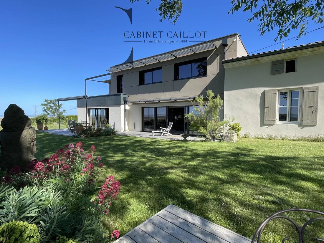 House in Mortagne-sur-Gironde, Nouvelle-Aquitaine, France 4 - 18062852