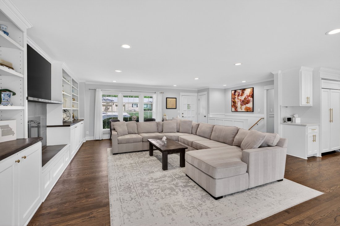 House in Leawood, Kansas, United States 3 - 18061986