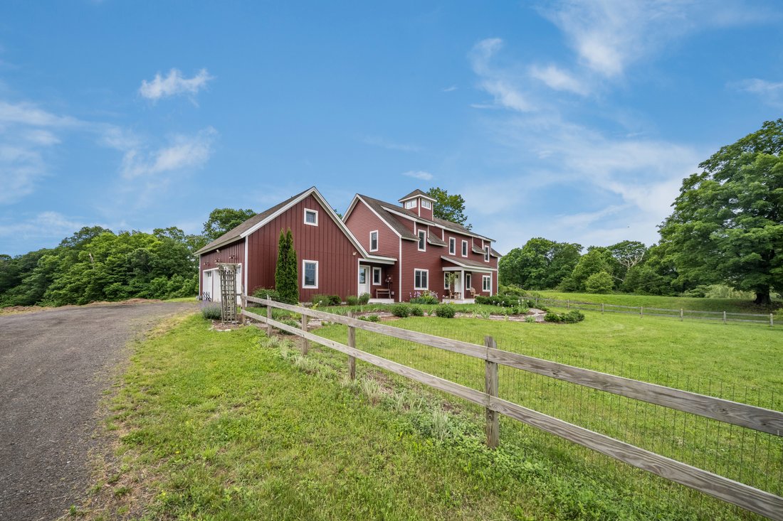 House in Guilford, Connecticut, United States 4 - 18064591