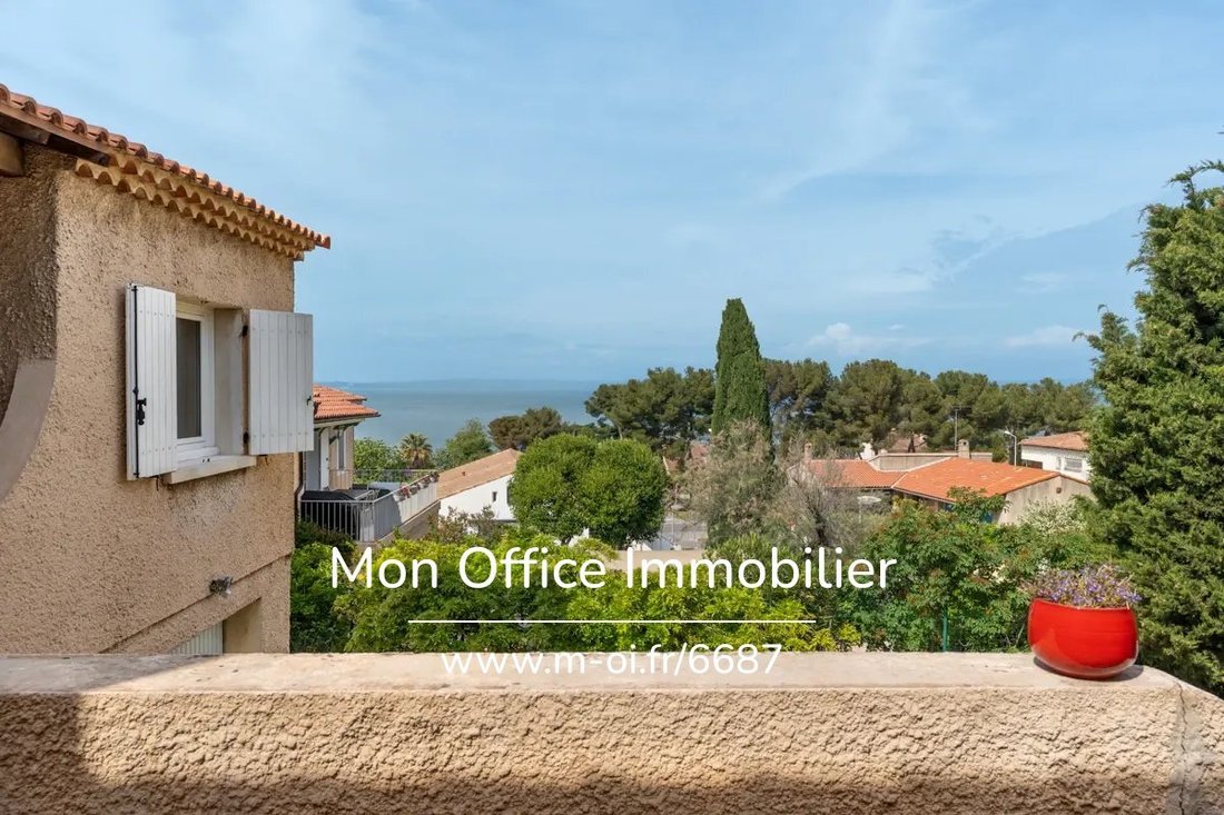 Villa in Jonquieres Est, Berre-l'Etang, France 3 - 18063090