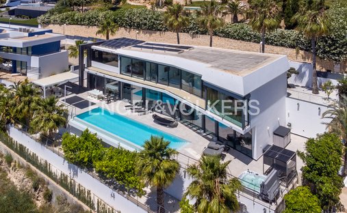 Villa in Calp / Calpe, Valencian Community, Spain 1