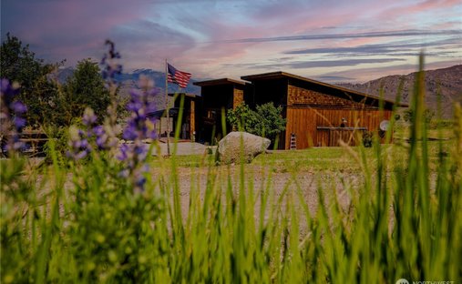 House in Methow, Washington, United States 1