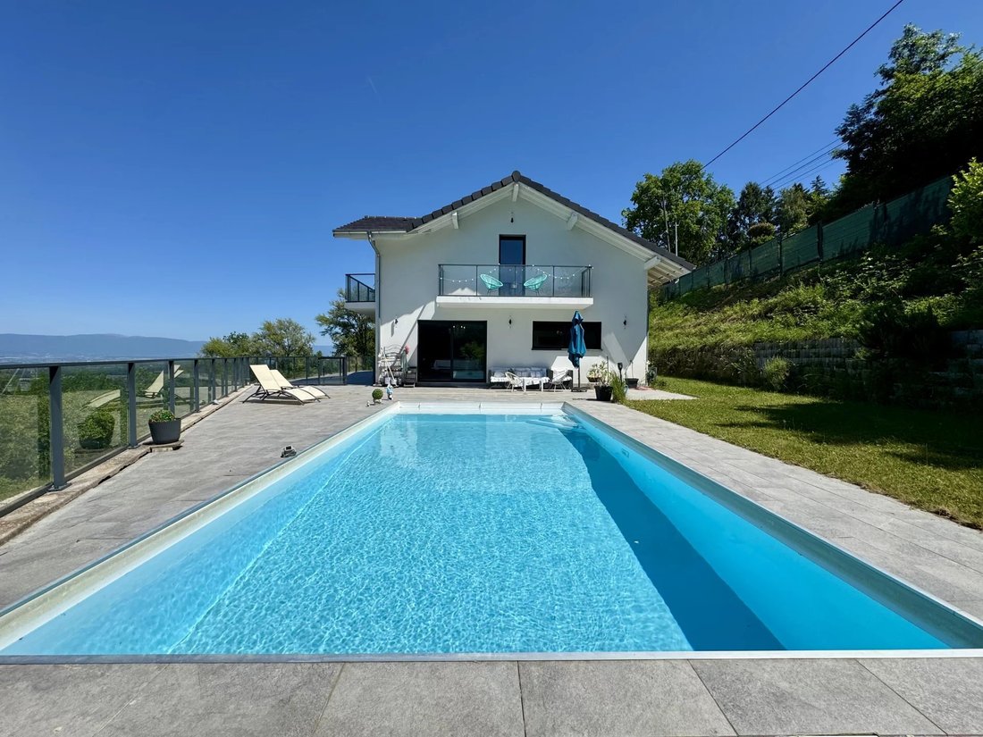 House in Cranves-Sales, Auvergne-Rhône-Alpes, France 2 - 18065444
