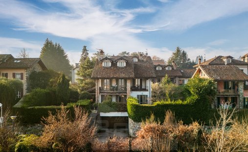 Villa in Cecca-Agagliate, Piedmont, Italy 1