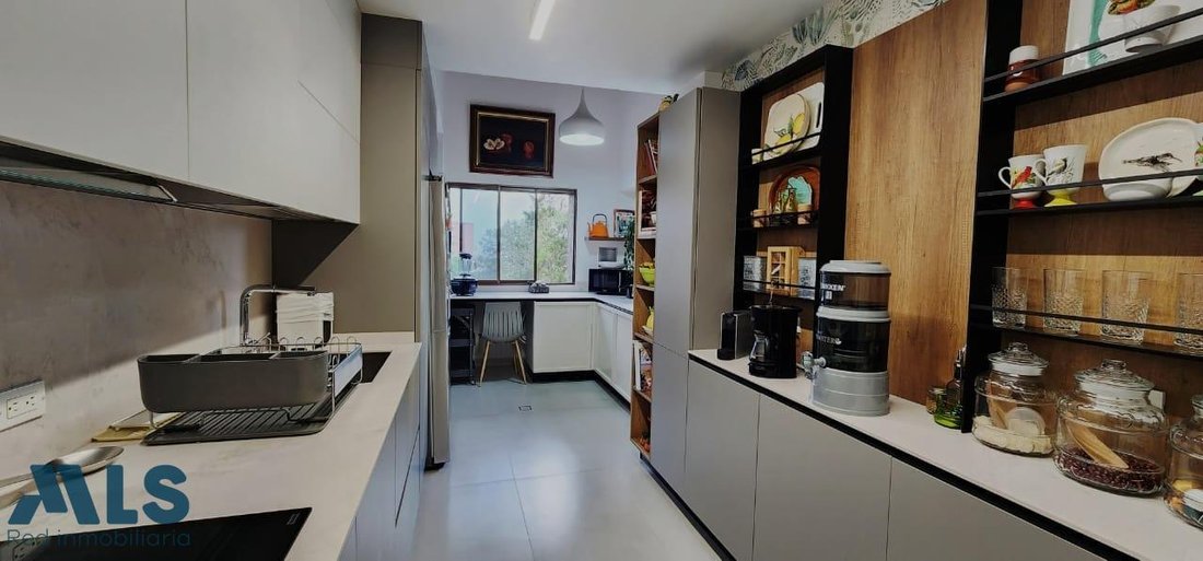 Apartment in Medellín, Antioquia, Colombia 4 - 18061121