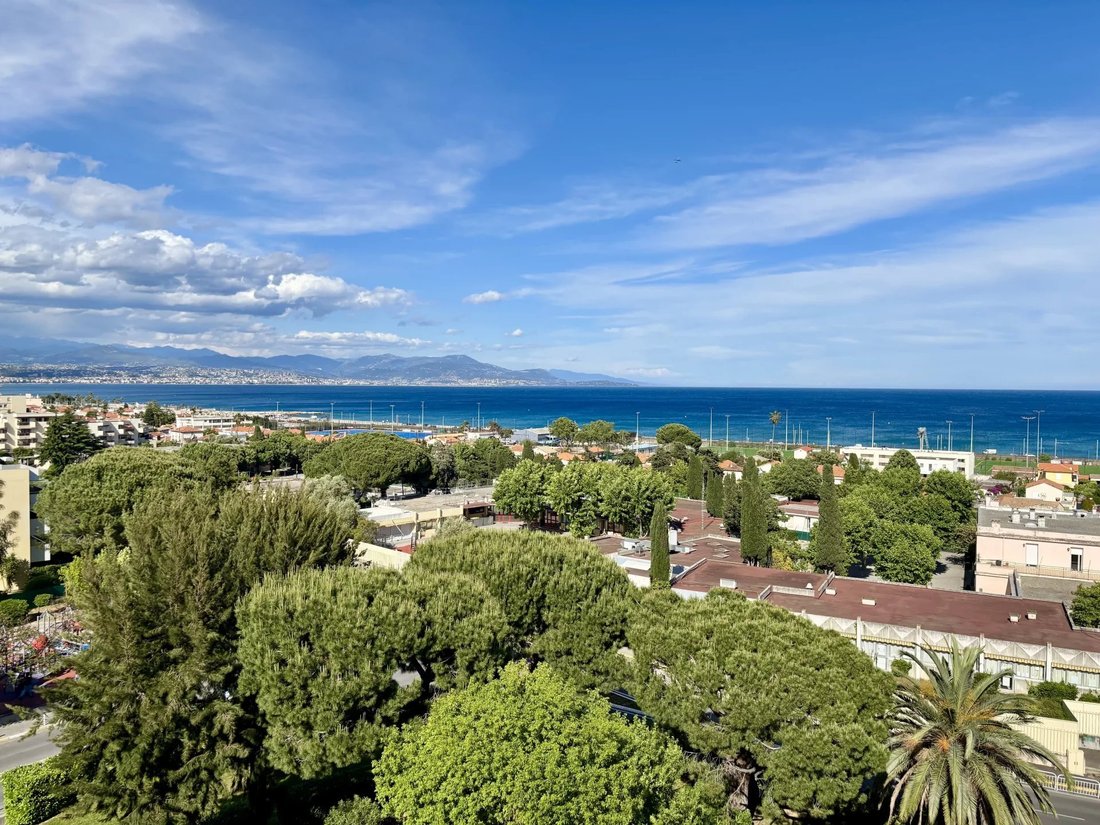 Apartment in La Fontonne, Antibes, France 1 - 18061446