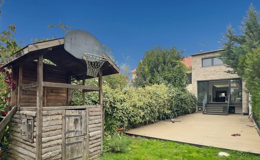 House in Les Marnaudes, Rosny-sous-Bois, France 1