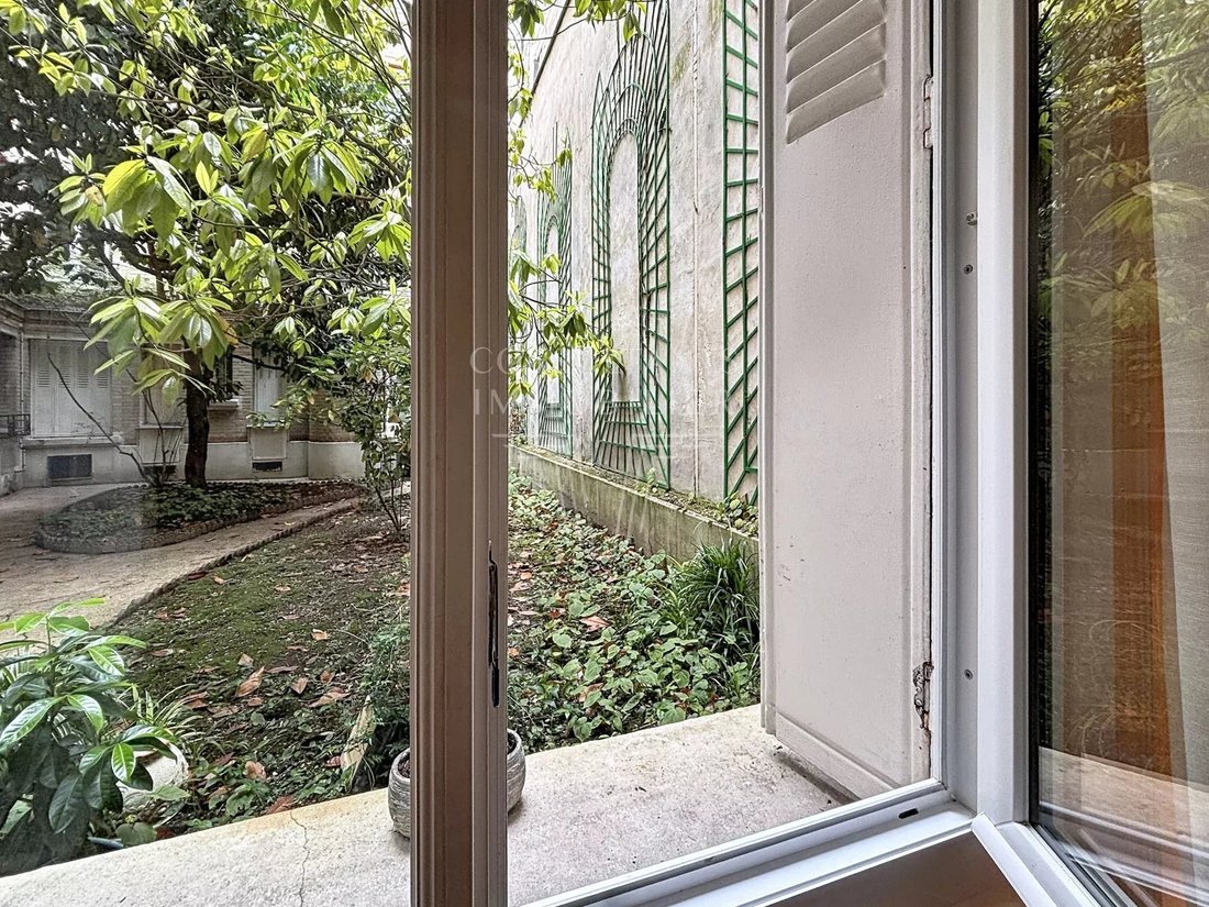 Apartment in Pereire-Malesherbes, Paris 17e Arrondissement, Paris 4 - 18061372