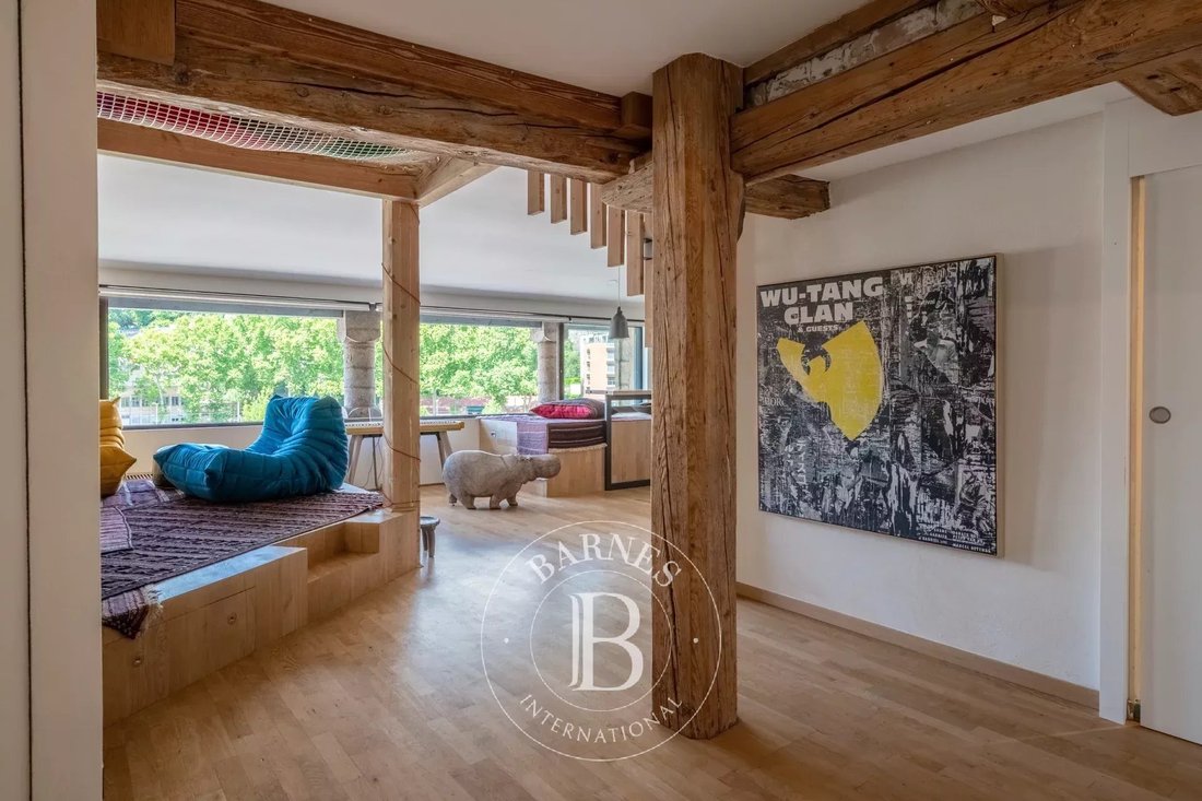 Apartment in Champvert-Point du Jour-Saint Irénée, Lyon 5e Arrondissement, Lyon 3 - 18061394