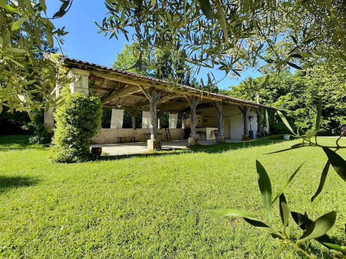 House in Chaniers, Nouvelle-Aquitaine, France 3 - 18062983