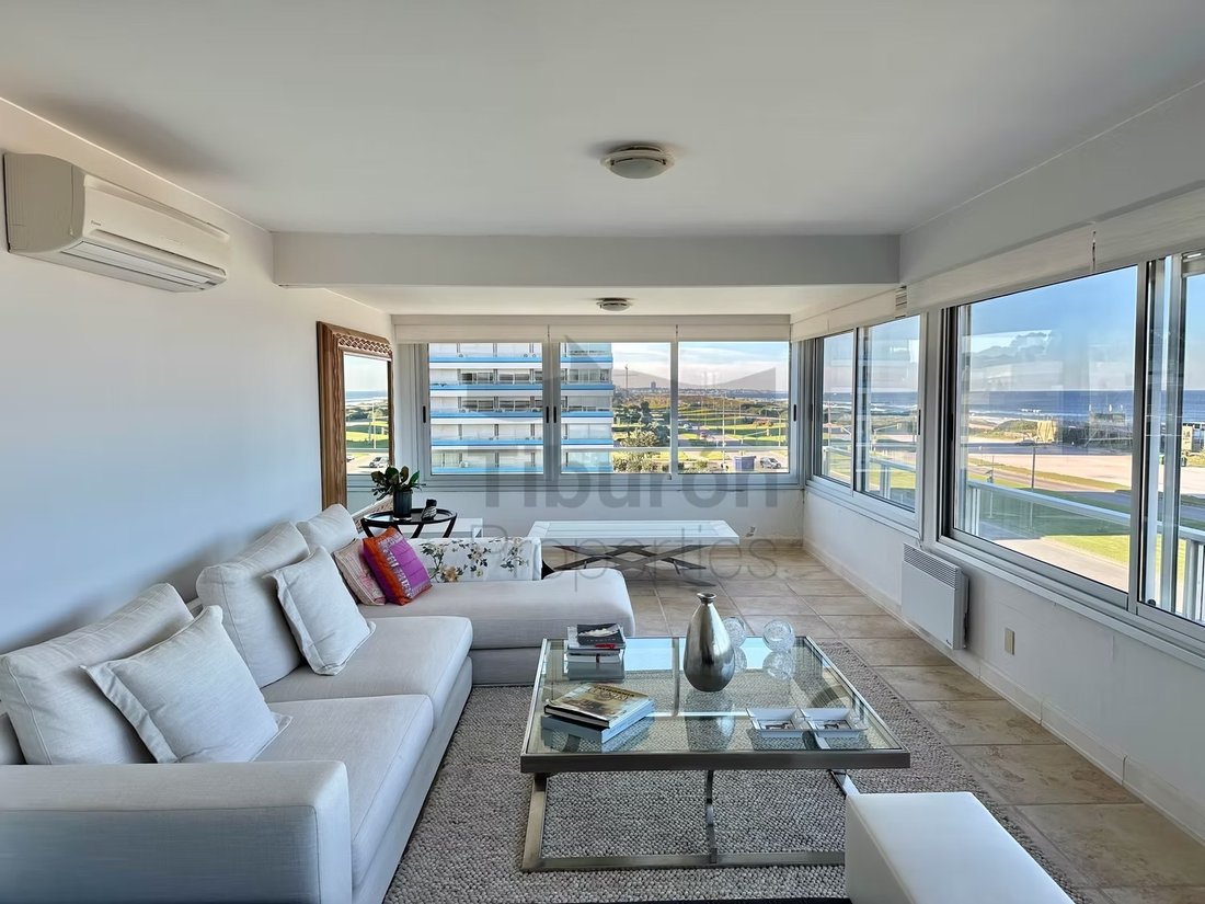 Apartment in Punta del Este, Maldonado Department, Uruguay 1 - 18062485