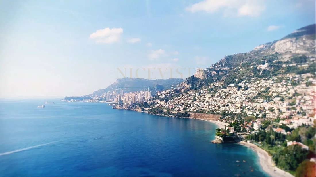 Villa à Roquebrune-Cap-Martin, Provence-Alpes-Côte d'Azur, France 1 - 17442645