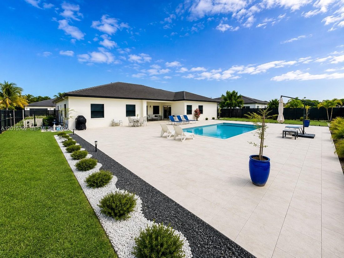 House in Miami, Florida, United States 2 - 17875822