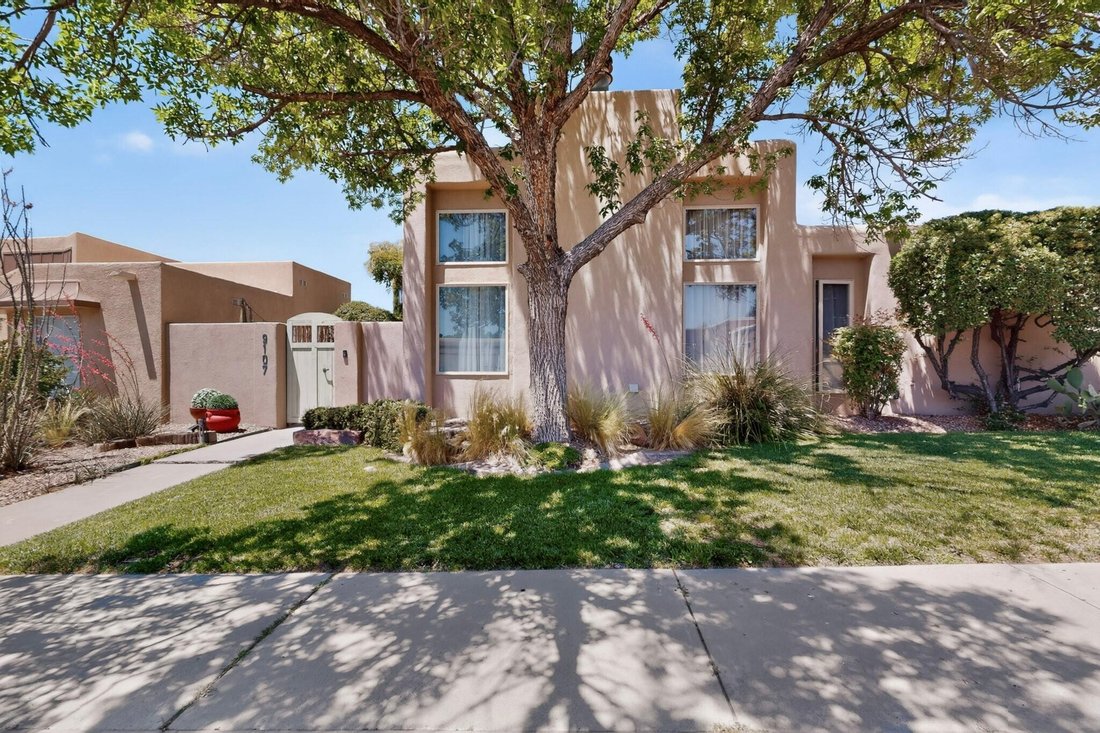 House in Albuquerque, New Mexico, United States 4 - 18035983