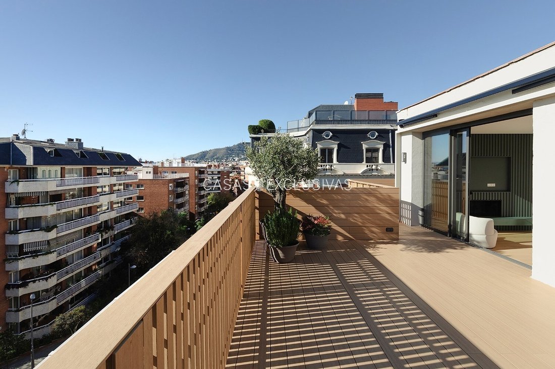Wohnung in Eixample, Barcelona, Spanien 1 - 16689461