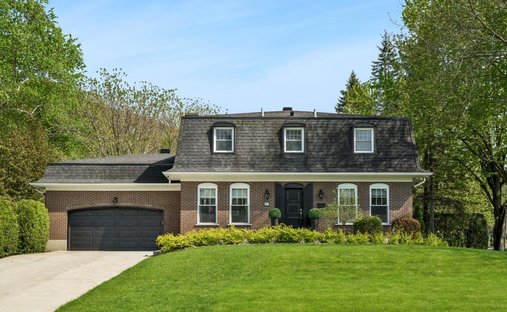 House in Mont-Saint-Hilaire, Quebec, Canada 1