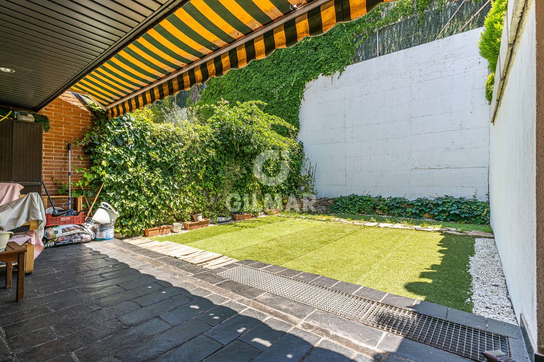 Townhouse in Fuencarral-El Pardo, Madrid, Spain 4 - 18062675