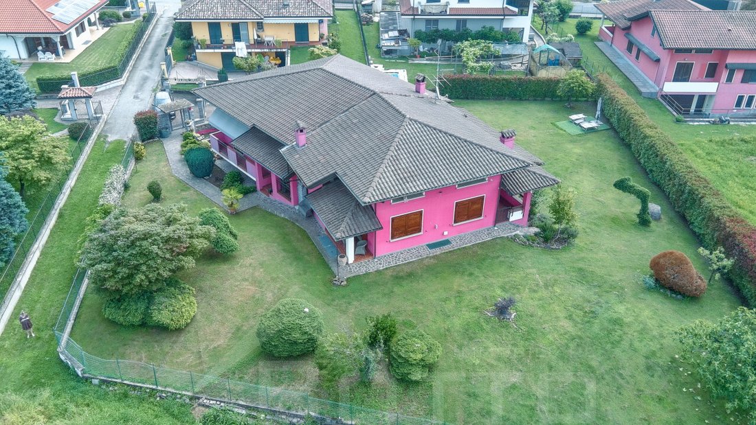 Villa in Cecca-Agagliate, Piedmont, Italy 1 - 18064959