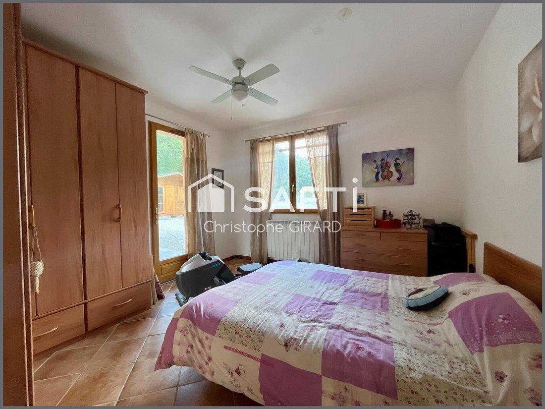 House in La Tour-d'Aigues, Provence-Alpes-Côte d'Azur, France 5 - 18062434