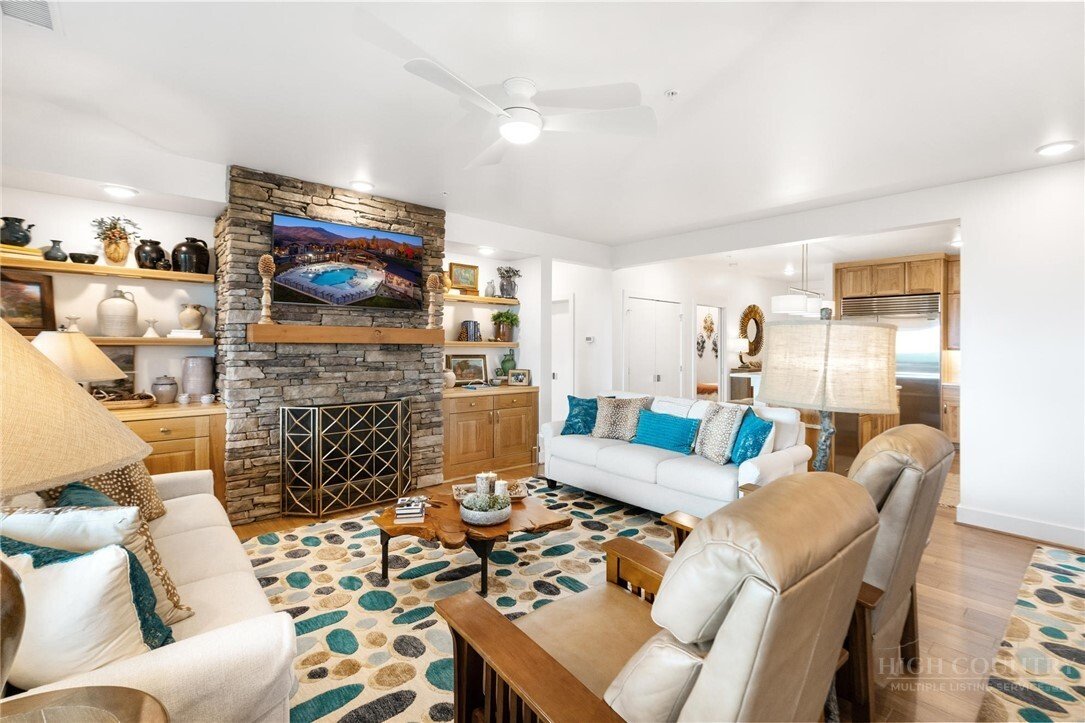 Condo in Boone, North Carolina, United States 4 - 18062627