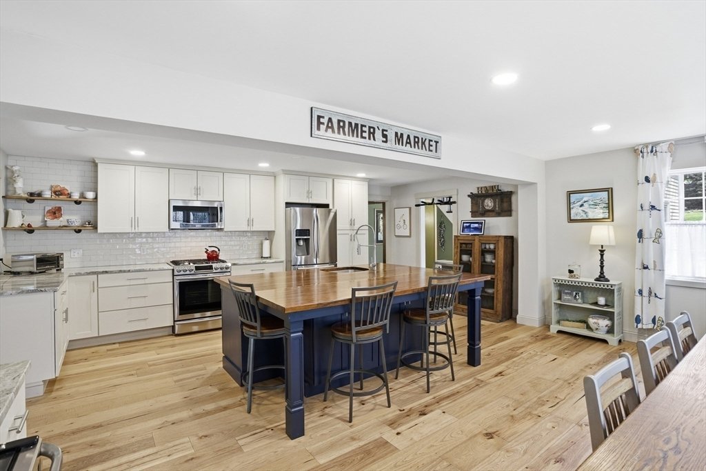 House in Westford, Massachusetts, United States 2 - 17916139