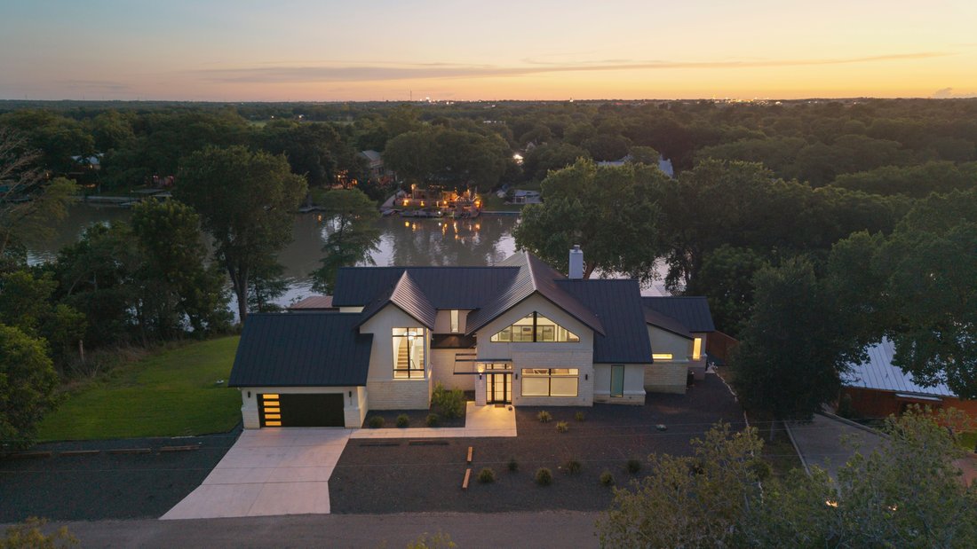 House in Seguin, Texas, United States 1 - 18064855