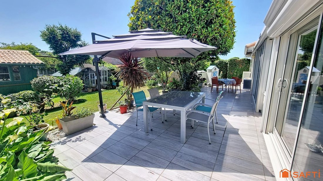 House in Meschers-sur-Gironde, Nouvelle-Aquitaine, France 4 - 17895115