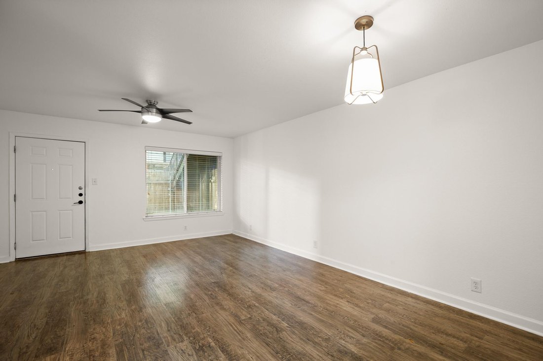 Condo in Austin, Texas, United States 4 - 18063833