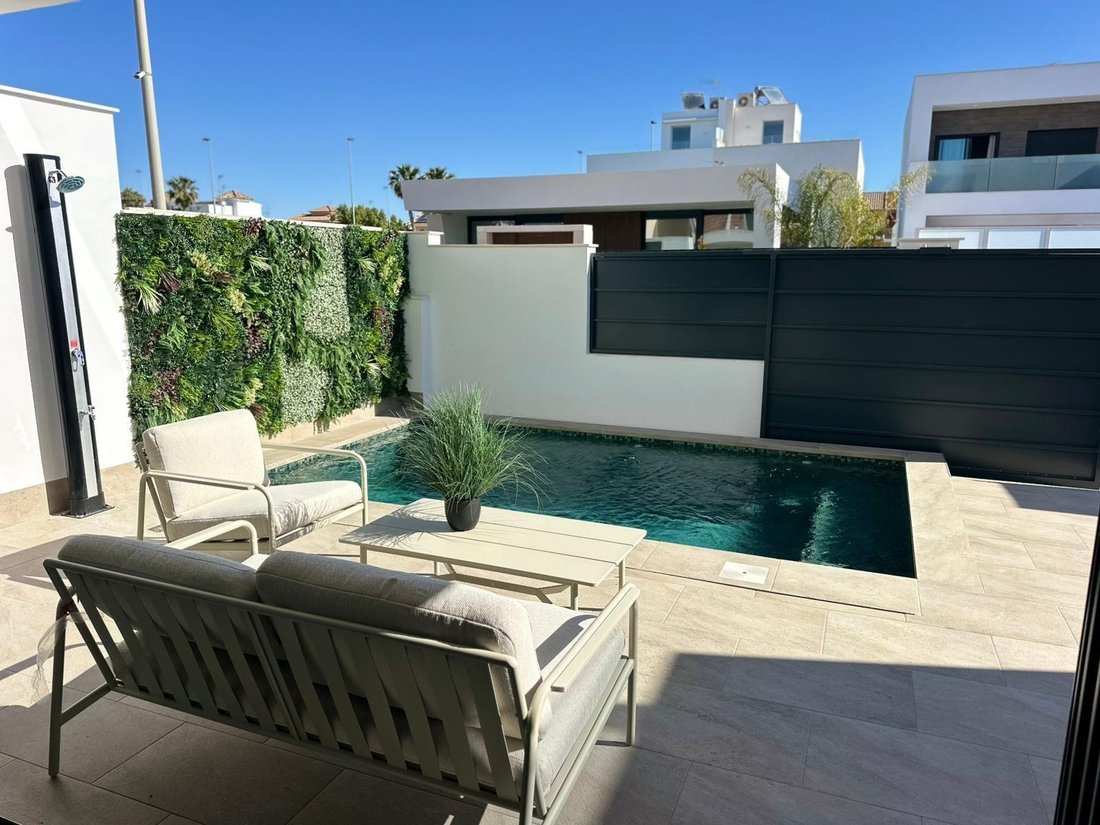 Villa in San Pedro del Pinatar, Región de Murcia, Spain 3 - 15650538