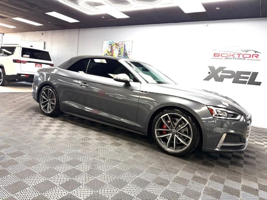 Cabriolet in Las Vegas, NV, United States 2 - 18064990