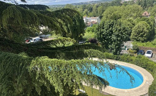 Apartment in Bord de Seine, Bougival, France 1