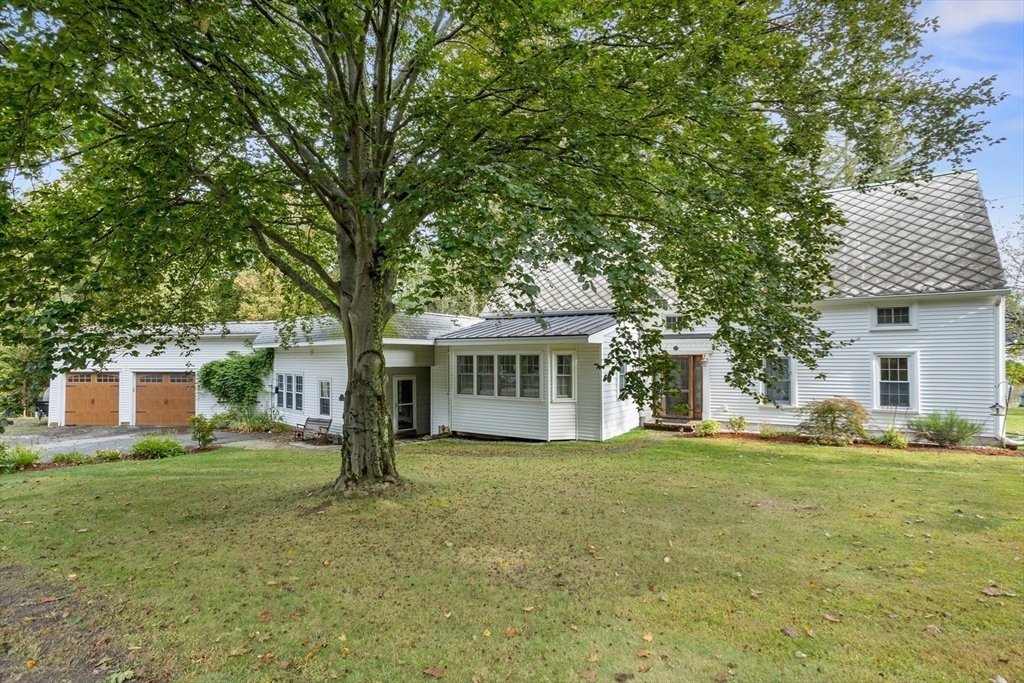 House in Westford, Massachusetts, United States 1 - 17916139