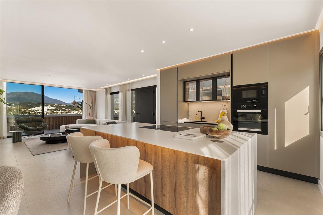 Penthouse in Nueva Andalucia, Marbella, Spain 3 - 18063181