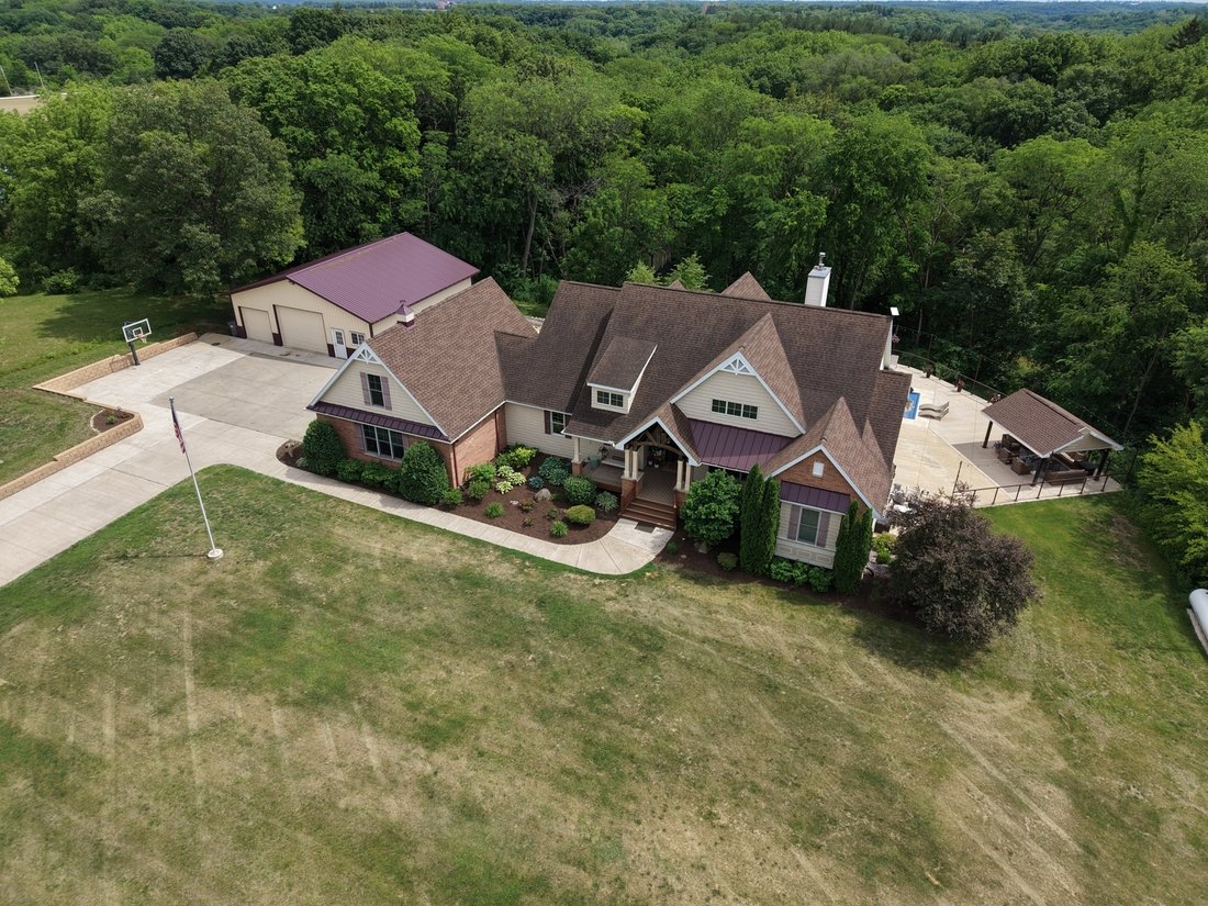 House in Spring Valley, Illinois, United States 3 - 18063451