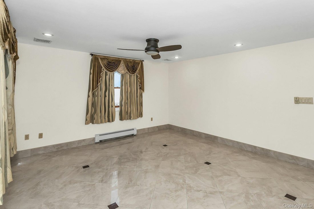 House in New York, New York, United States 4 - 17482569