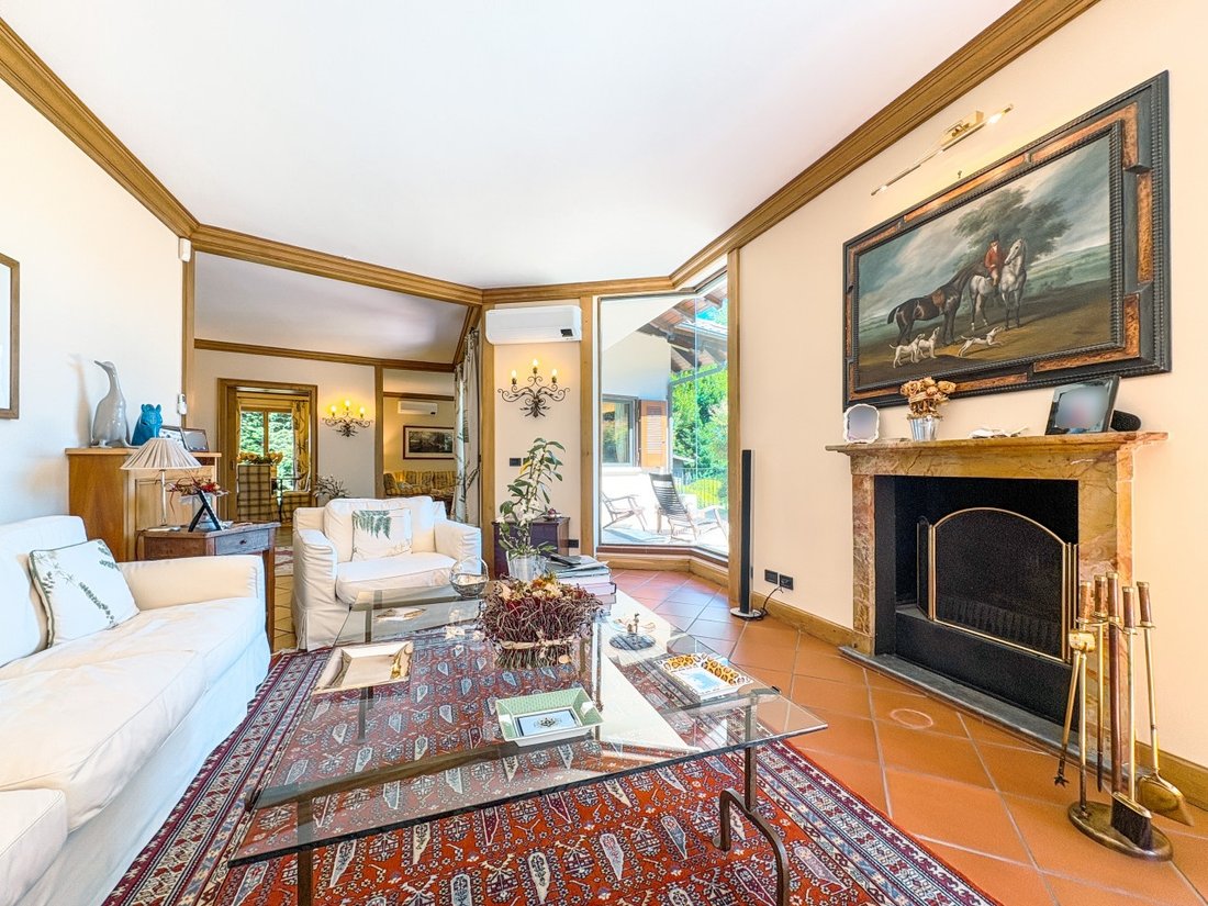 Villa in Cecca-Agagliate, Piedmont, Italy 2 - 18063986