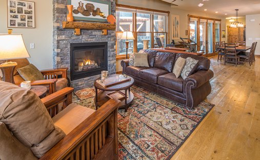 Condo in Gallatin Gateway, Montana, United States 1