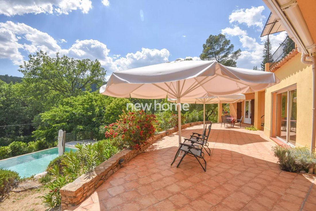 Villa in Salernes, Provence-Alpes-Côte d'Azur, France 4 - 18064636