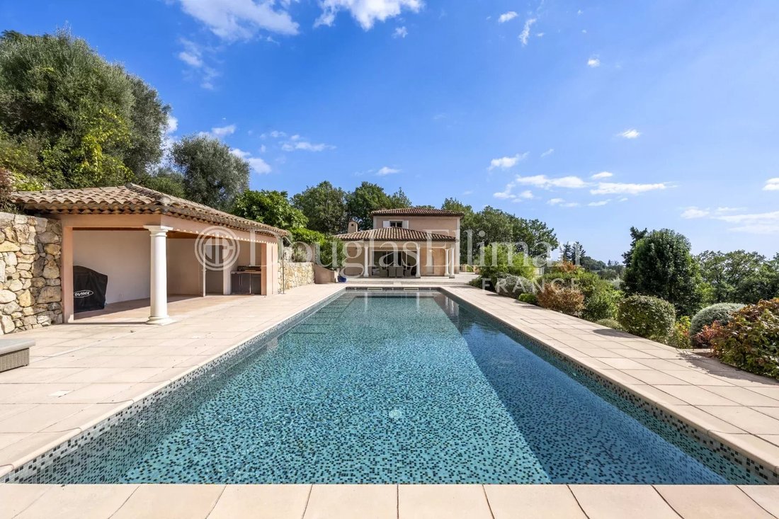 Villa in Châteauneuf-Grasse, Provence-Alpes-Côte d'Azur, France 3 - 16358271