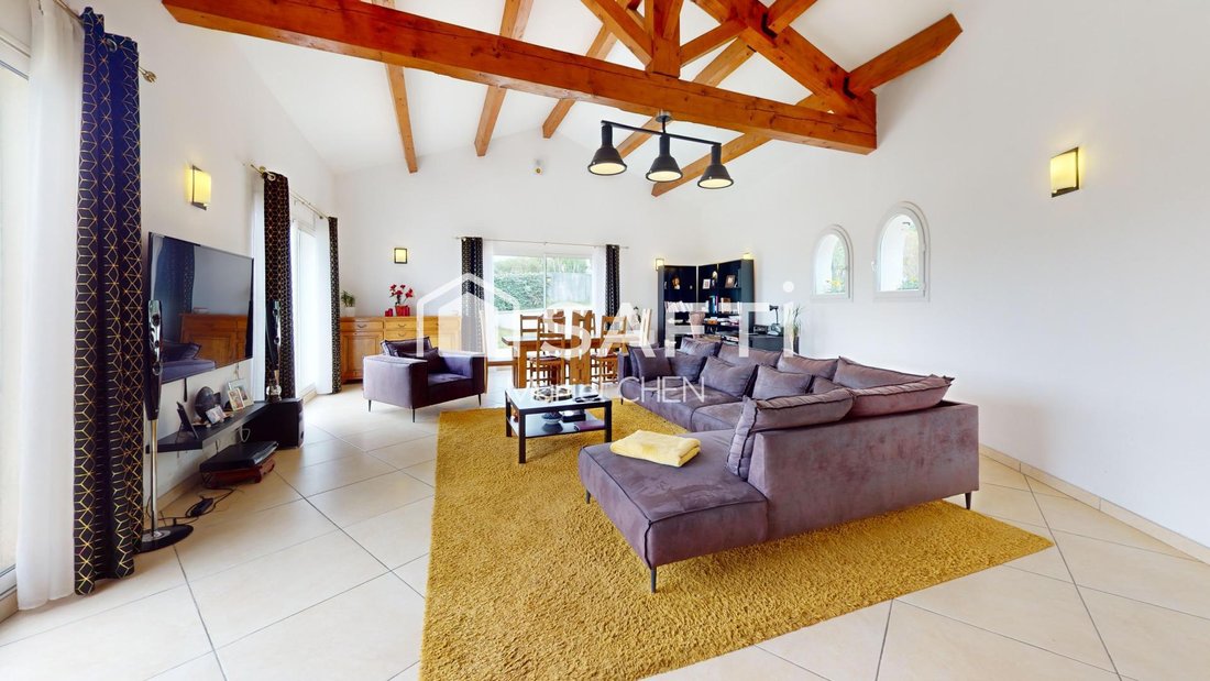 House in Zone Sud, Saint-Gilles, France 5 - 17452656