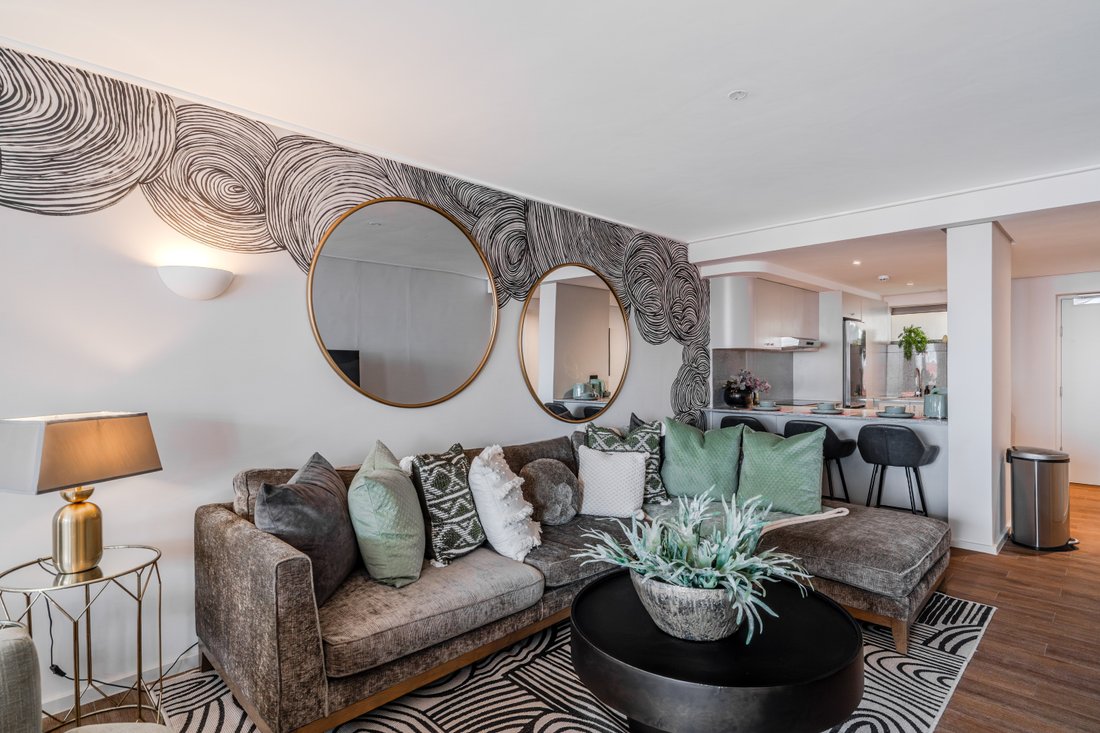Apartment in Bakoven, Cape Town, South Africa 3 - 18062025