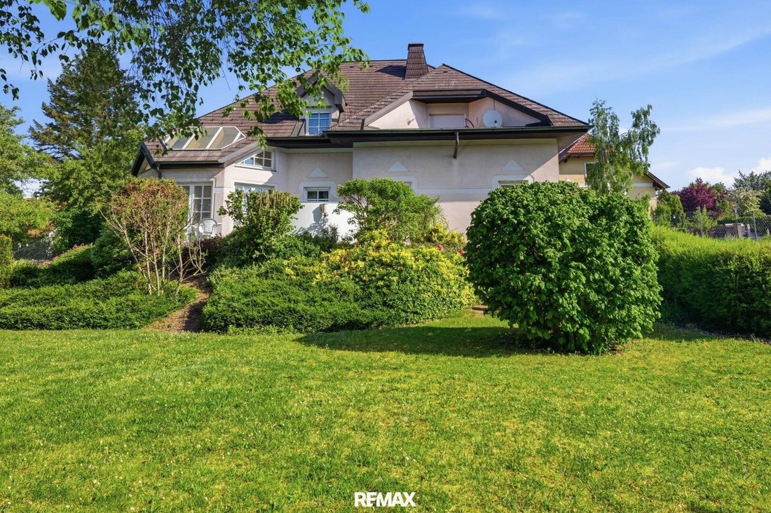 House in Hollabrunn, Lower Austria, Austria 4 - 18061969