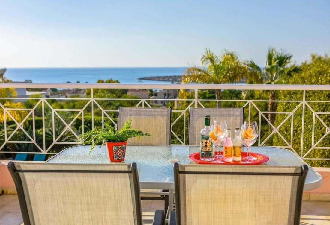 Villa in Peyia, Paphos, Cyprus 4 - 18064608