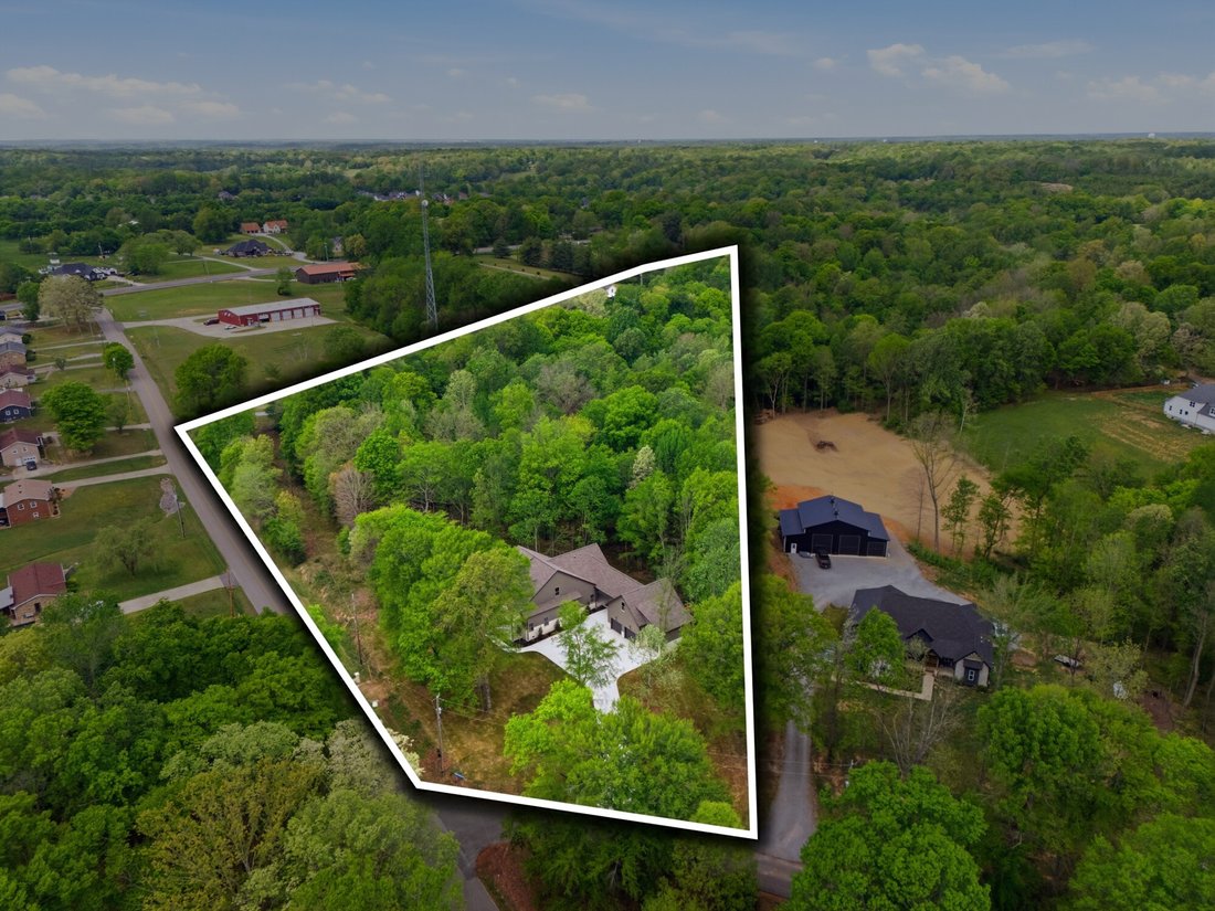 House in Clarksville, Tennessee, United States 2 - 18042356